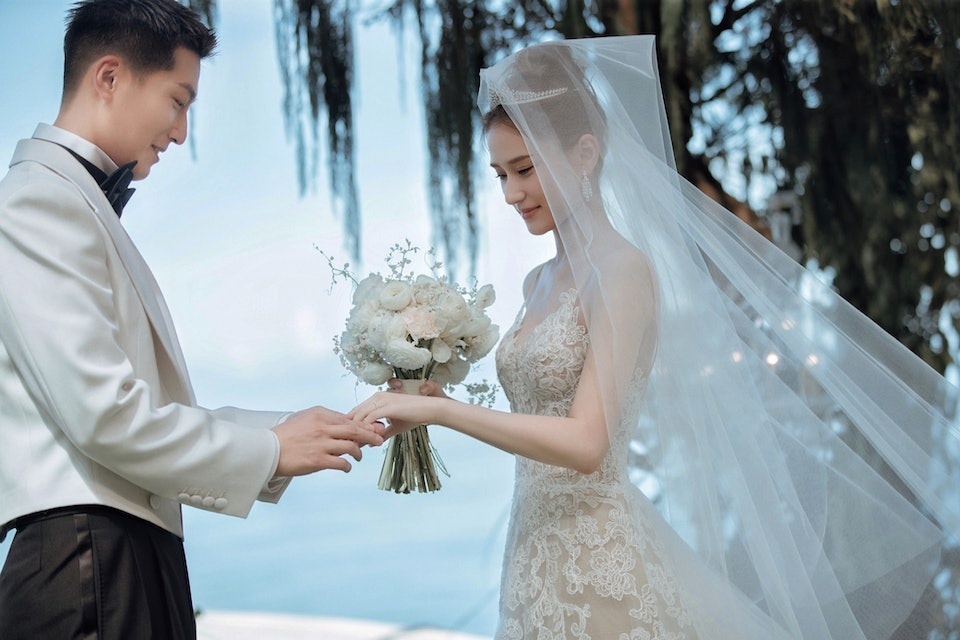 &Aacute;i nữ của &ocirc;ng tr&ugrave;m tại Macau t&igrave;m gặp Đậu Ki&ecirc;u giữa tin ly h&ocirc;n, nh&agrave; trai liền tuy&ecirc;n bố 1 c&acirc;u khiến cả MXH chấn động- Ảnh 3.