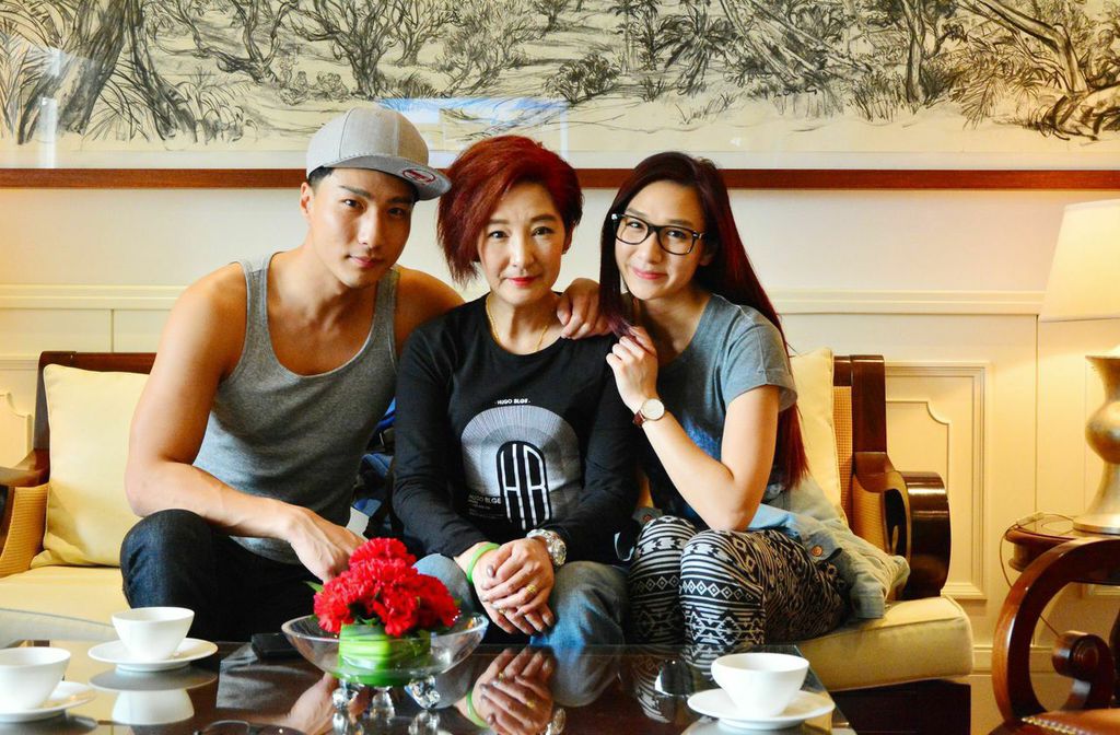 Mỹ nh&acirc;n Thần Đi&ecirc;u Đại Hiệp sinh con cho đ&agrave;n &ocirc;ng c&oacute; vợ, tuổi xế chiều nhặt đồ ăn thừa g&acirc;y x&oacute;t xa- Ảnh 4.
