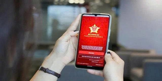 C&ocirc;ng an y&ecirc;u cầu người d&acirc;n ch&uacute; &yacute; th&ocirc;ng b&aacute;o mới li&ecirc;n quan đến t&agrave;i khoản định danh điện tử mức 2- Ảnh 1.