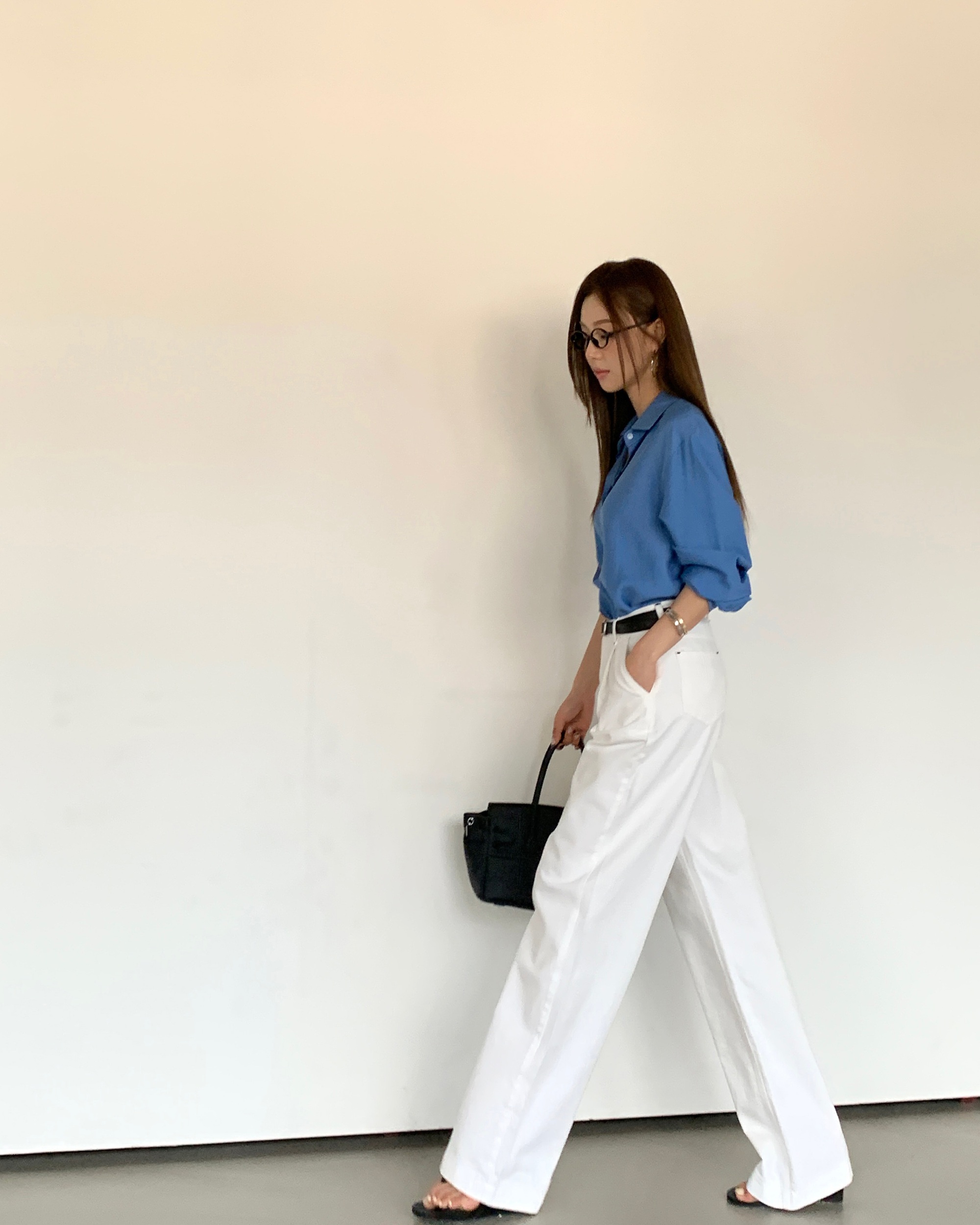 Chỉ cần đ&uacute;ng 4 c&ocirc;ng thức mix đồ tối giản, chị em sẽ trở th&agrave;nh ng&ocirc;i sao thời trang c&ocirc;ng sở - Ảnh 11.