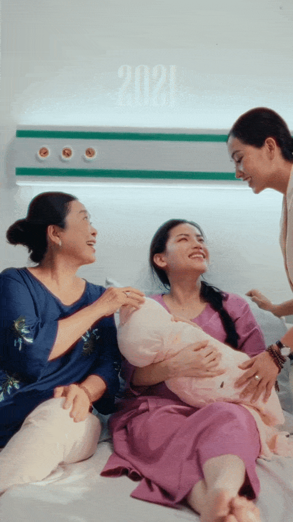 Võ Hà Linh lần đầu công khai hậu trường phiên super live, con gái nói một câu nghe tan chảy- Ảnh 6.