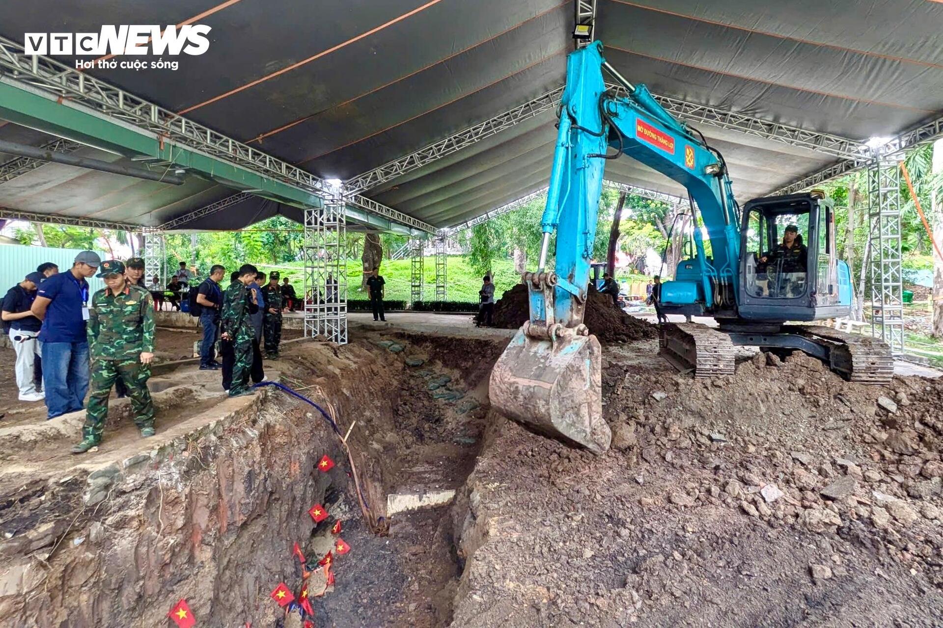 Ph&aacute;t hiện th&ecirc;m 5 h&agrave;i cốt liệt sĩ tại C&ocirc;ng vi&ecirc;n L&ecirc; Thị Ri&ecirc;ng- Ảnh 2.
