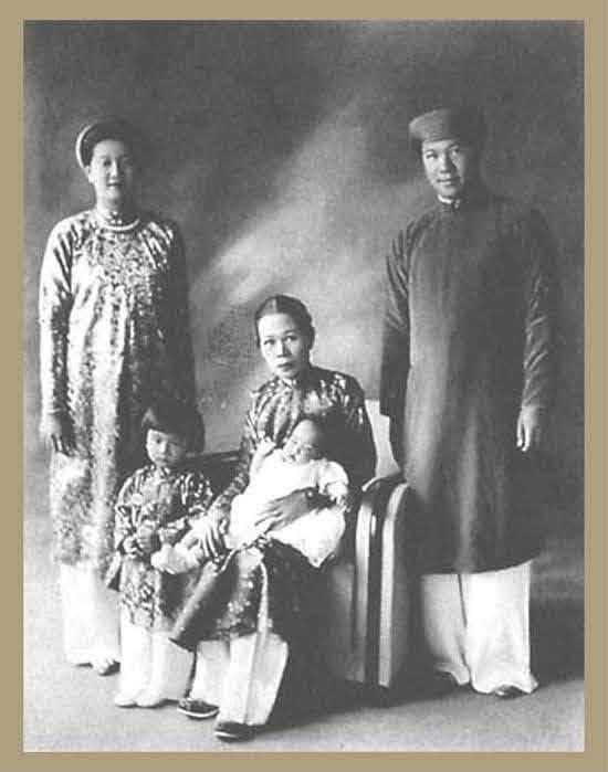 Giải m&atilde; poster Ho&agrave;ng Hậu Cuối C&ugrave;ng: &Aacute;nh mắt của Tăng Thanh H&agrave; h&eacute; lộ bi kịch, đến con b&uacute;p b&ecirc; cũng đầy ẩn &yacute;- Ảnh 3.
