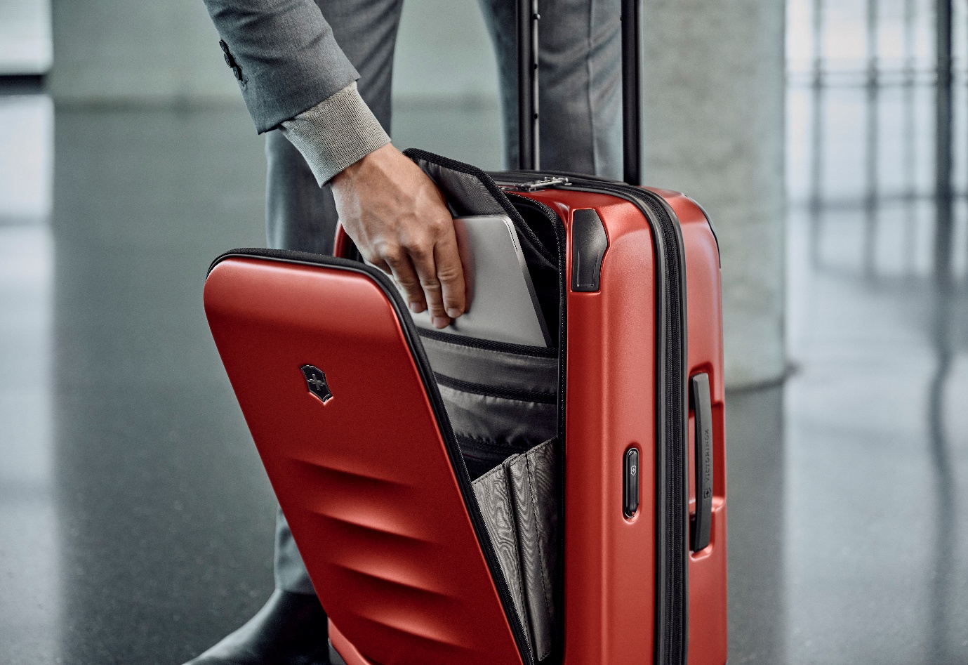 House Of Luggage - Điểm mua sắm vali, balo, túi xách chính hãng - Ảnh 4.