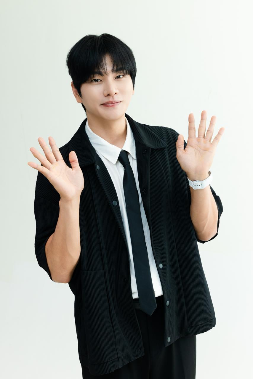 Lee Yi Kyung: Nếu anh Trấn Thành ngỏ lời mời hợp tác, tôi sẽ nhận lời vô điều kiện- Ảnh 10.