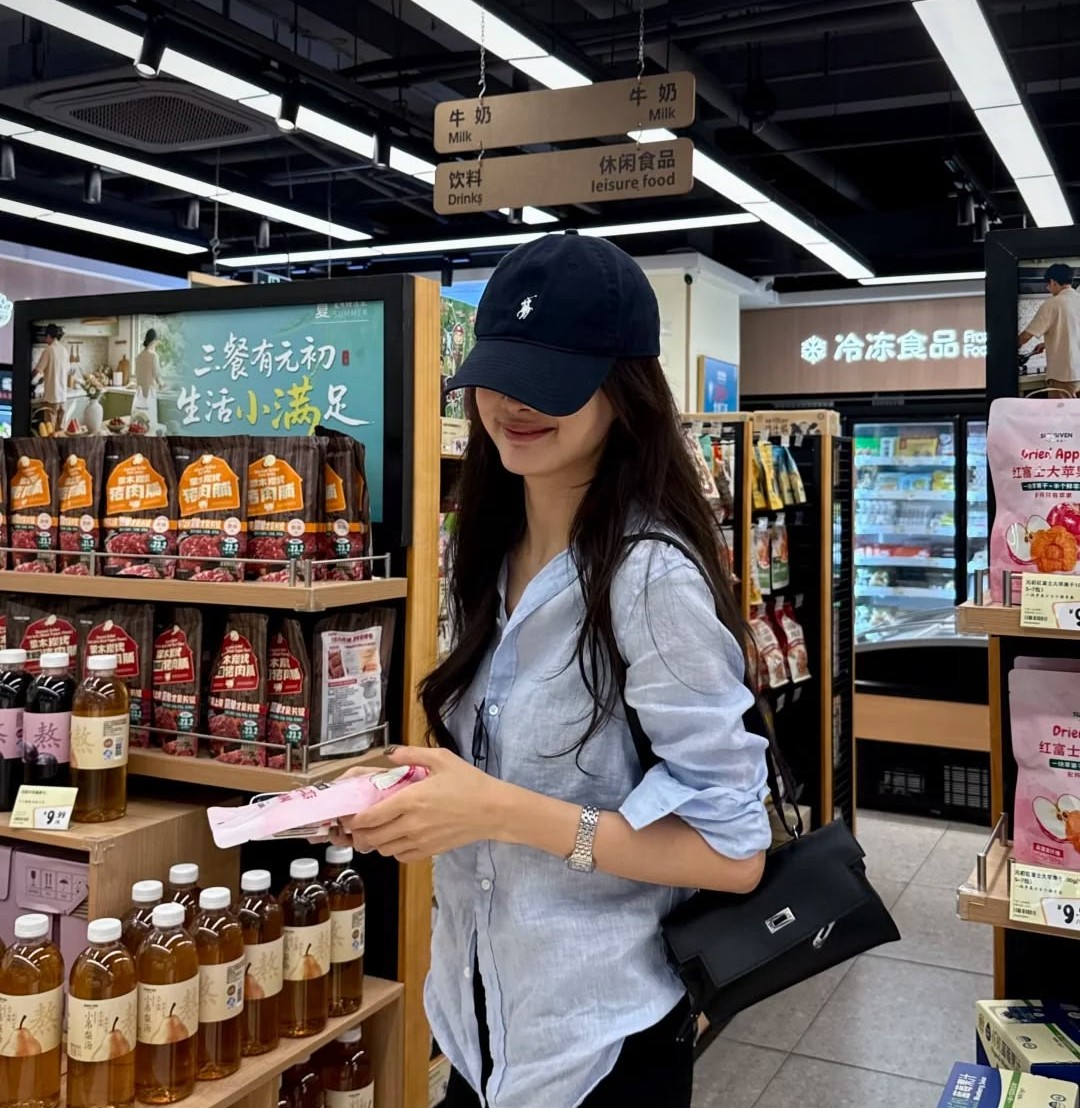 Đi bộ cũng kiếm được tiền, d&acirc;n văn ph&ograve;ng cất xe ở nh&agrave;, tận dụng &ldquo;sức mạnh của đ&ocirc;i ch&acirc;n&rdquo;- Ảnh 2.