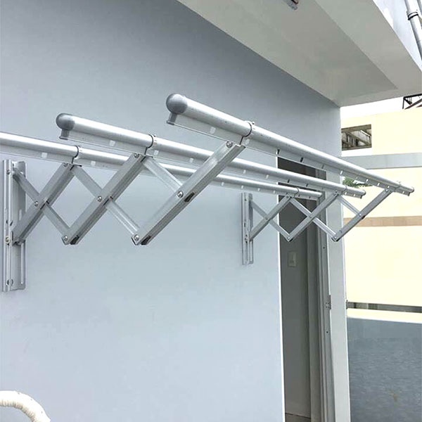 Vì sao ngày càng nhiều gia đình không còn dùng dây phơi quần áo? 1 giải pháp phơi đồ đang dần trở thành xu hướng mới - Ảnh 2.