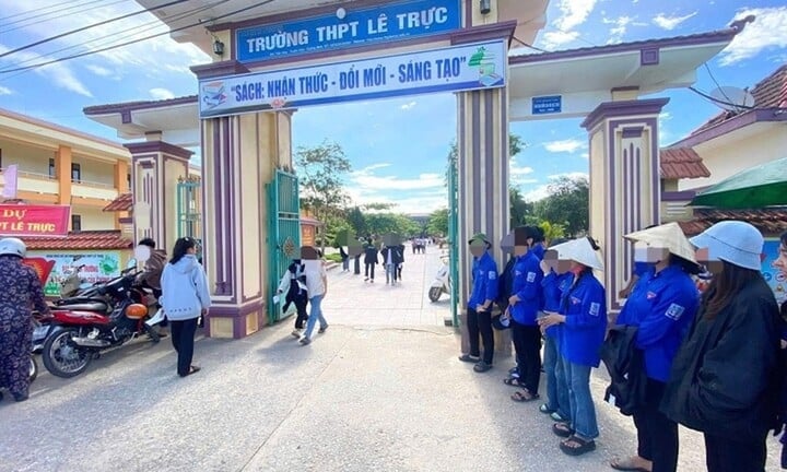 Gian lận thi ở Quảng Trị: Hủy kết quả thi của con Hiệu trưởng Trường THPT L&ecirc; Trực- Ảnh 1.