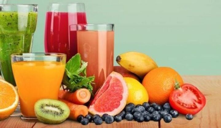 Mỗi ng&agrave;y 3 ly nước &eacute;p để 'detox', nhập viện khẩn v&igrave; đường huyết tăng vọt- Ảnh 1.