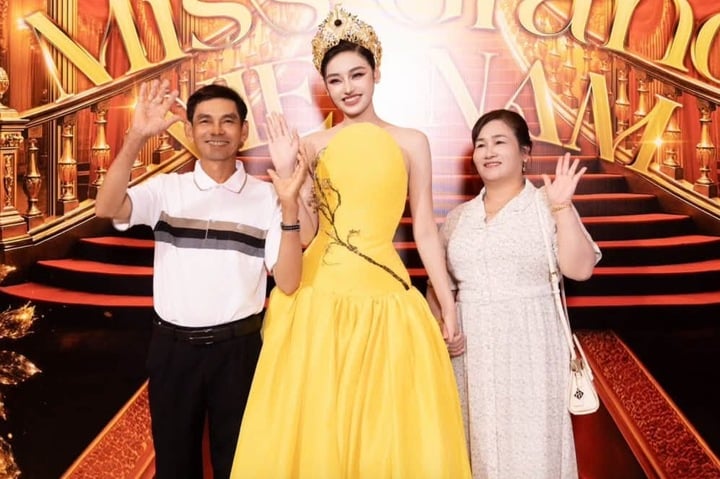 Hoa hậu Yến Nhi n&oacute;i g&igrave; về sự cố ng&atilde; xe tại chung kết Miss Grand Vietnam 2026?- Ảnh 1.
