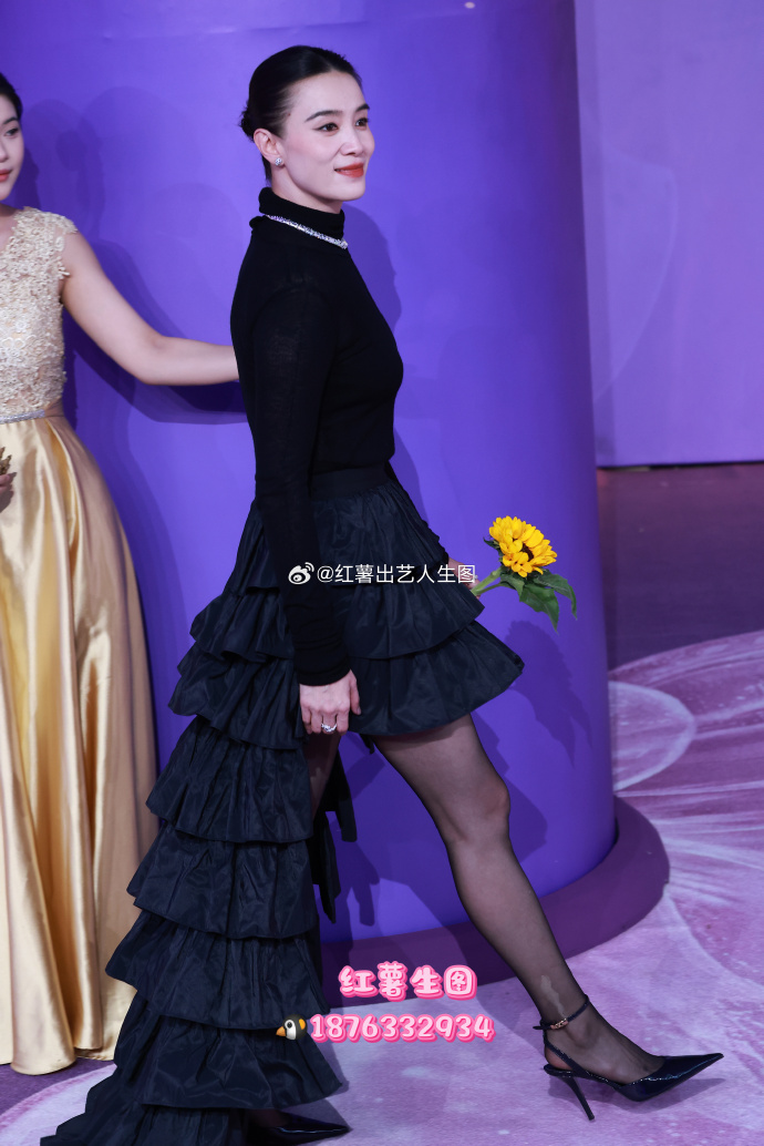Dương Mịch lộng lẫy át vía Lưu Thi Thi, Dương Tử visual không ai tin nổi tại lễ trao giải Bách Hoa- Ảnh 12.