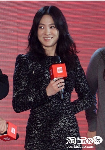 Người duy nhất c&oacute; thể đ&aacute;nh cắp h&agrave;o quang của Song Hye Kyo: Visual đẹp &aacute;c liệt, mỗi d&aacute;ng vẻ l&agrave; một kiệt t&aacute;c- Ảnh 7.