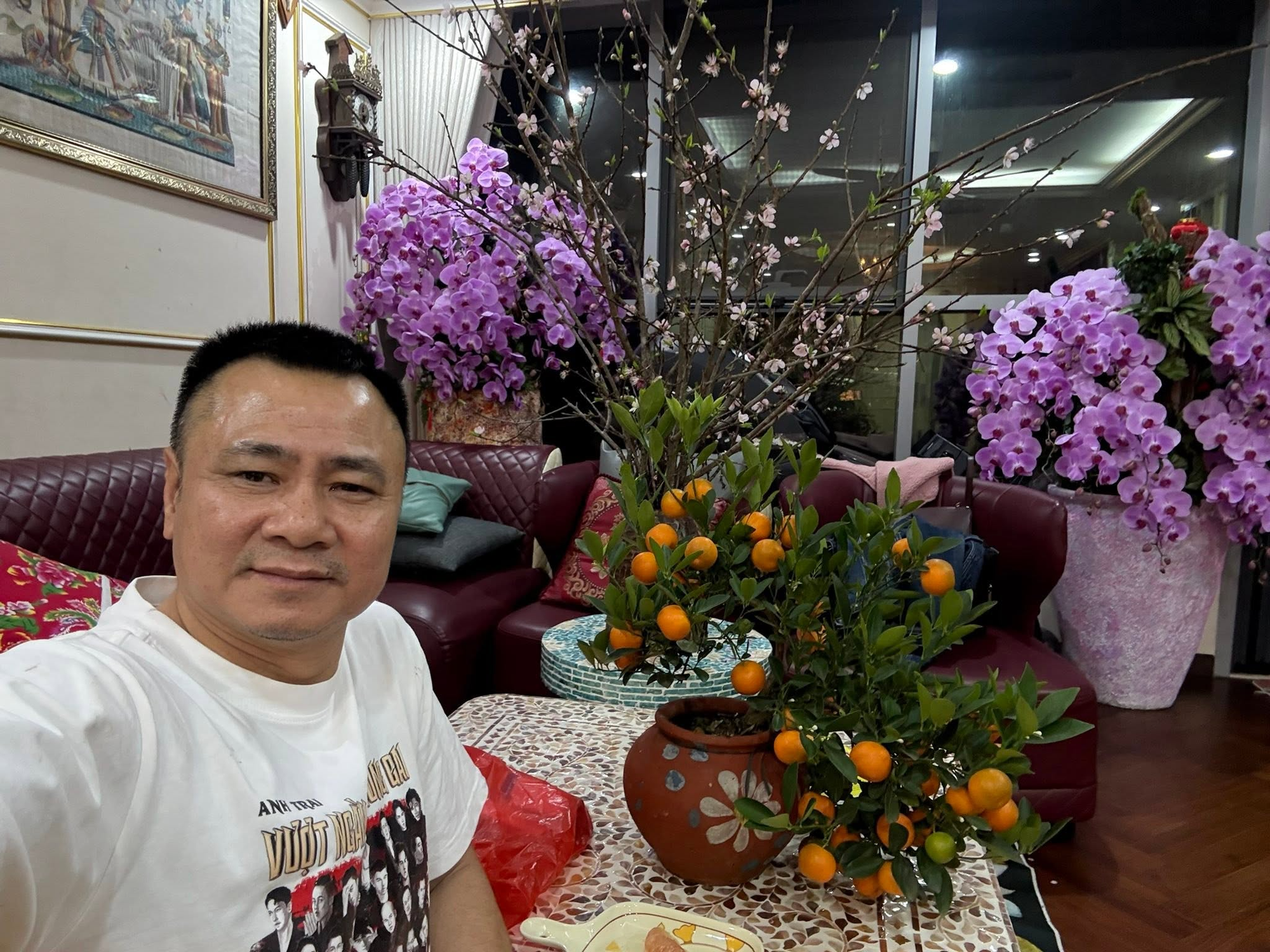 Căn nh&agrave; ở qu&ecirc; của Gi&aacute;m đốc Nh&agrave; h&aacute;t Ch&egrave;o Qu&acirc;n đội - Ảnh 9.