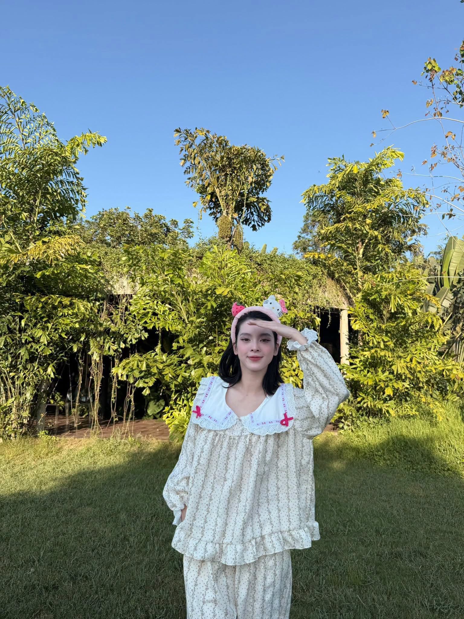 Mỹ nh&acirc;n l&agrave;m d&acirc;u miền T&acirc;y: Đ&aacute;m cưới kh&ocirc;ng s&iacute;nh lễ, sống trong biệt phủ, kiếm gần trăm triệu mỗi ng&agrave;y- Ảnh 5.
