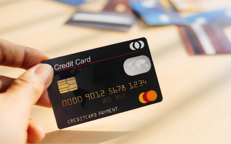 Vì sao gọi là thẻ credit?- Ảnh 1.