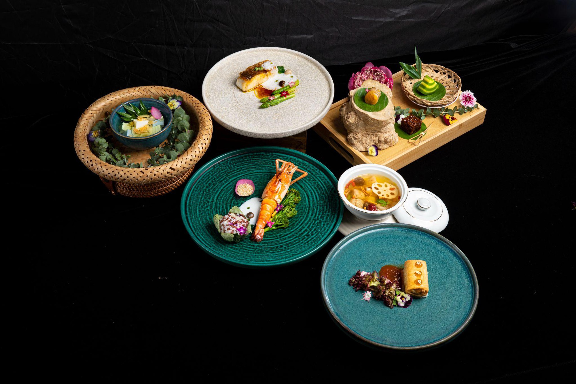 VietCharm vươn mình trở thành LOALOA Show, khai mở hành trình trải nghiệm văn hoá & ẩm thực mới - Ảnh 3.