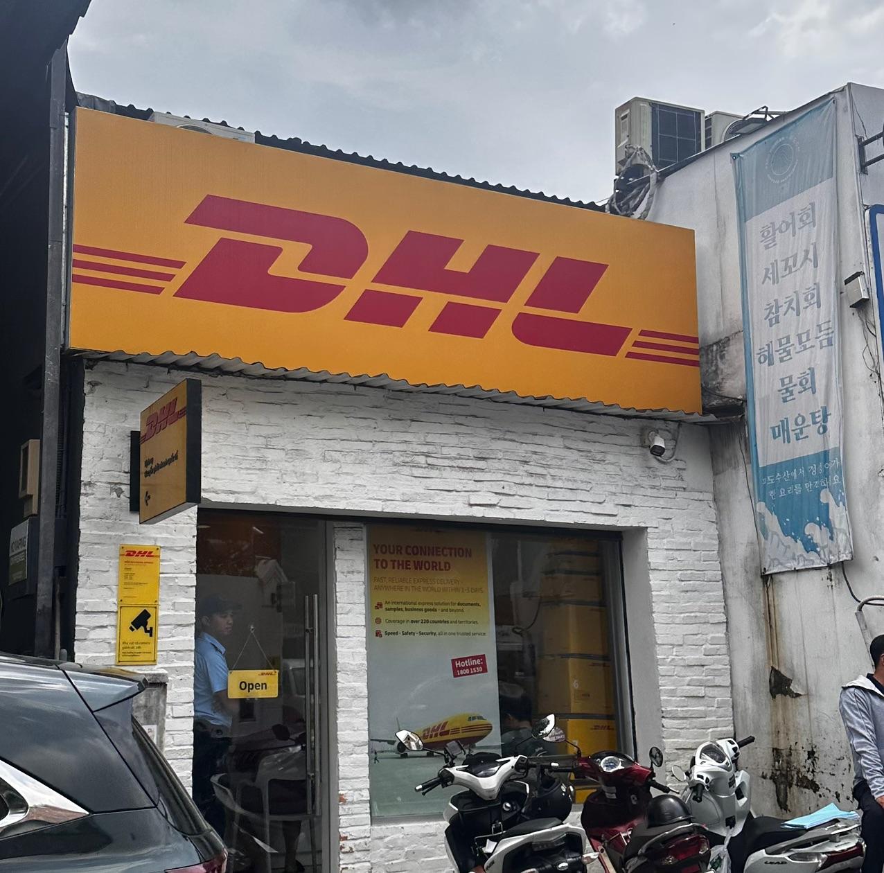 Lạc vào một góc TP.HCM, nơi người Việt cũng có cảm giác như đang đi nước ngoài- Ảnh 6.
