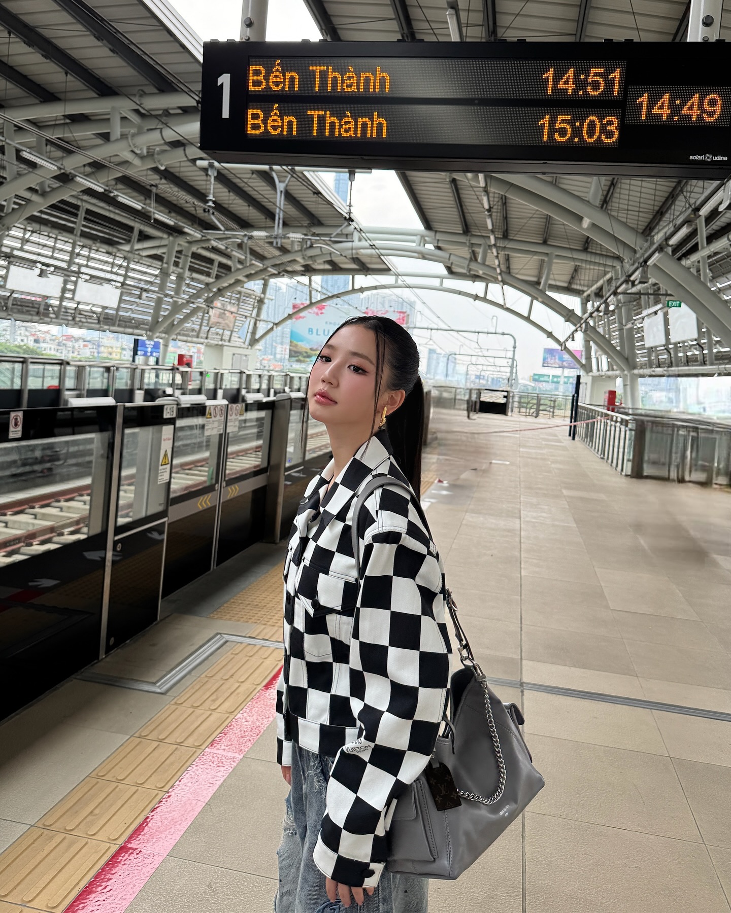 AMEE h&uacute;t hơn triệu lượt xem ng&agrave;y trở lại- Ảnh 7.