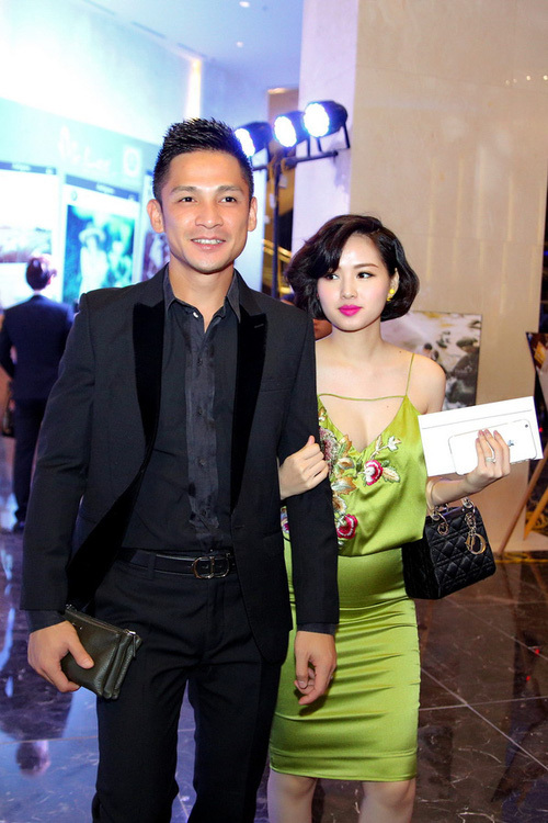 Vbiz c&oacute; mẹ 2 con đẹp hơn Chi Pu, chấp hết tất cả Hoa hậu: Mỗi lần xuất hiện l&agrave; một lần sốc visual- Ảnh 13.