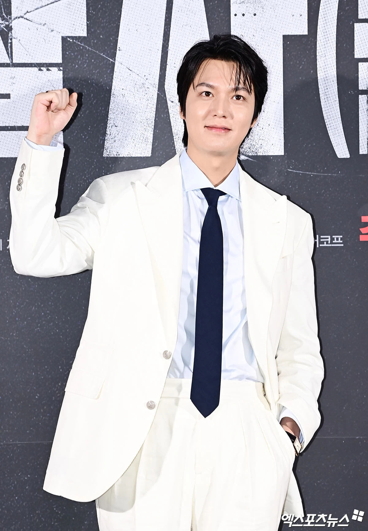 Đ&acirc;y mới ch&iacute;nh l&agrave; Lee Min Ho m&agrave; bao fan m&ecirc; đắm!- Ảnh 5.