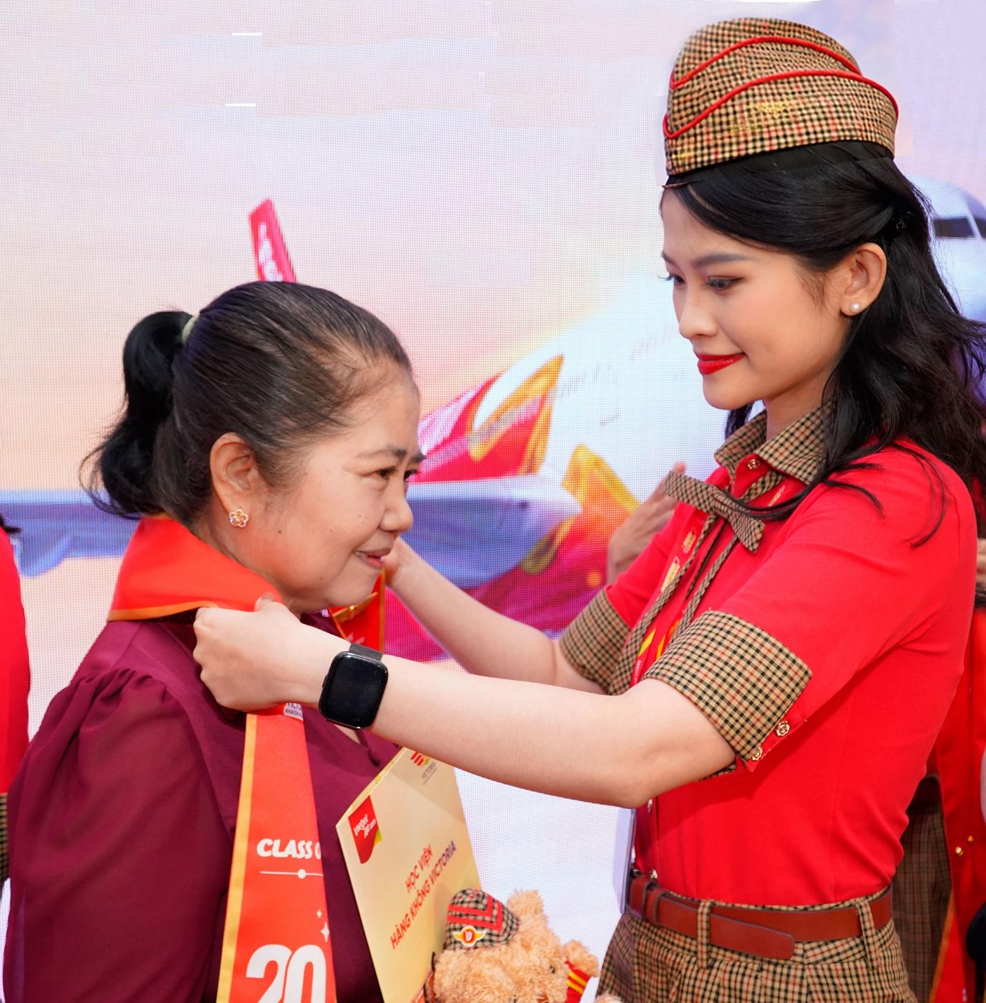 Những giấc mơ bay cất c&aacute;nh từ Vietjet- Ảnh 3.