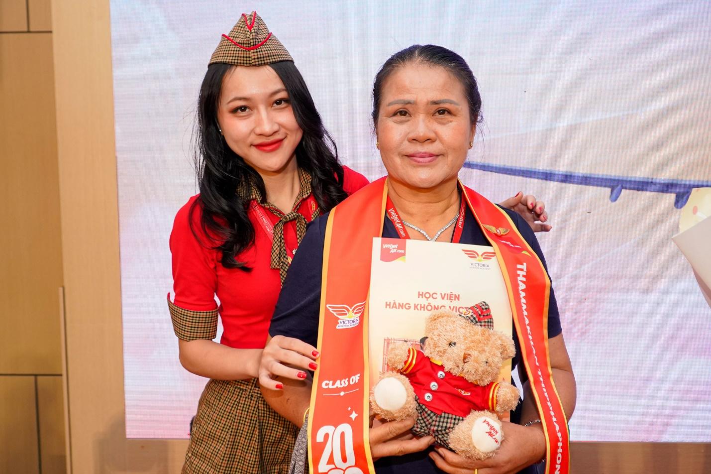 Những giấc mơ bay cất c&aacute;nh từ Vietjet- Ảnh 4.