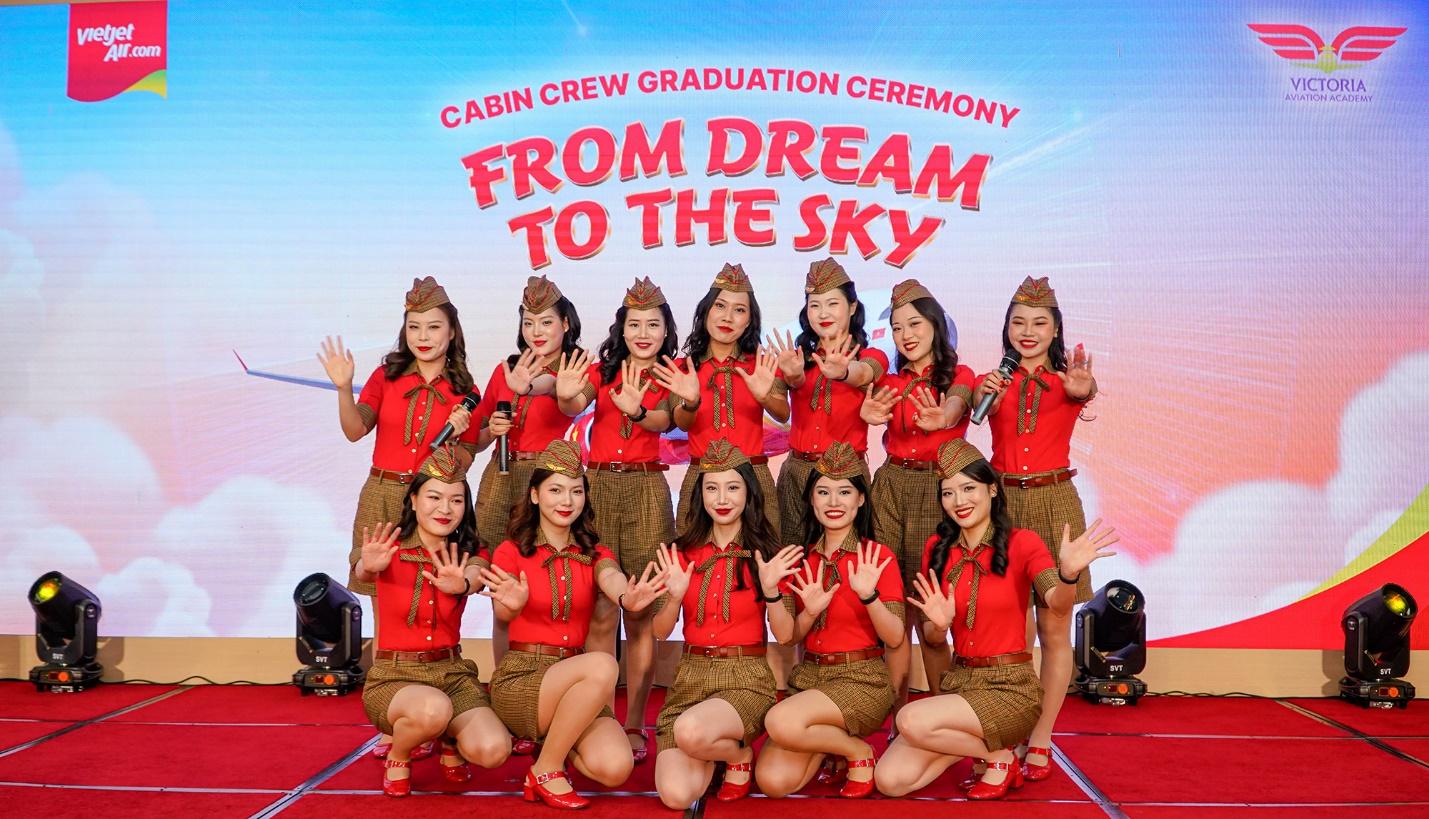 Những giấc mơ bay cất c&aacute;nh từ Vietjet- Ảnh 6.