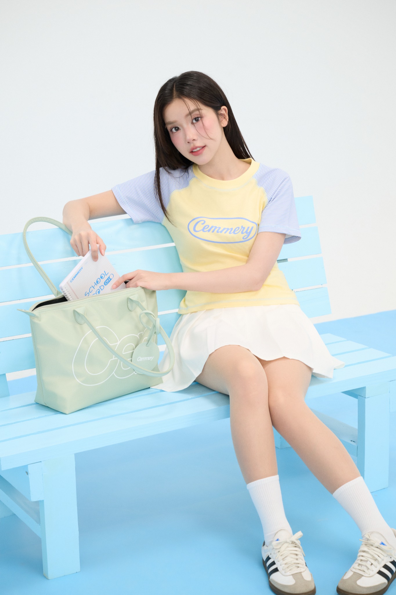CEMMERY bật &ldquo;School Mood On&rdquo;, c&ugrave;ng Trịnh H&agrave; Vi mở mood tựu trường 2026 - Ảnh 3.