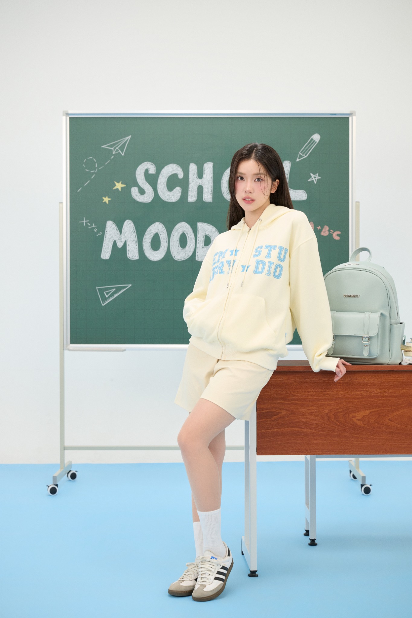 CEMMERY bật &ldquo;School Mood On&rdquo;, c&ugrave;ng Trịnh H&agrave; Vi mở mood tựu trường 2026 - Ảnh 4.