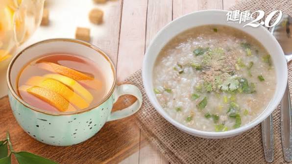 B&iacute; quyết giảm c&acirc;n "kh&ocirc;ng ngờ tới": Cụ b&agrave; 70 tuổi chỉ bỏ 1 m&oacute;n ăn s&aacute;ng m&agrave; nửa năm giảm gần 7kg, gan nhiễm mỡ cũng biến mất - Ảnh 3.