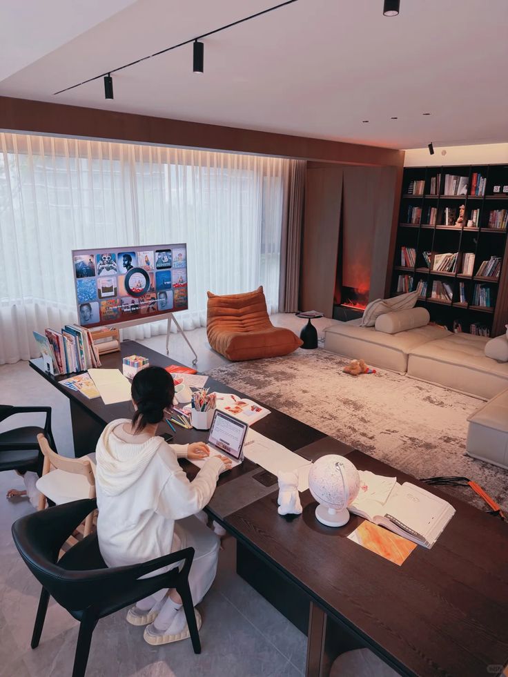 Vì sao hội 30s bỏ thiết kế TV treo tường trong phòng khách?- Ảnh 4.