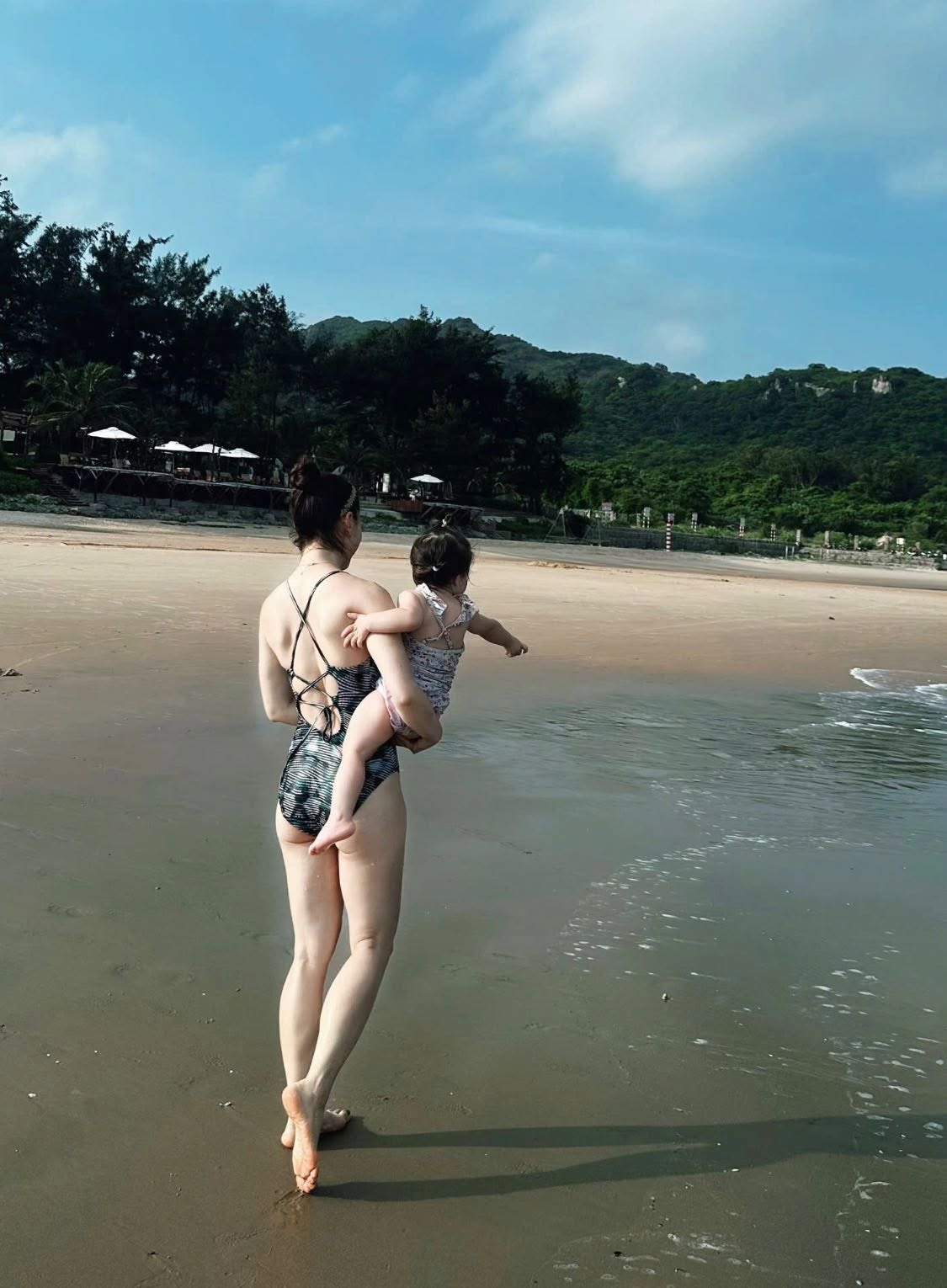 Cuộc sống sau khi ly h&ocirc;n chồng T&acirc;y của diễn vi&ecirc;n phim giờ v&agrave;ng VTV, n&oacute;i được 4 thứ tiếng- Ảnh 6.