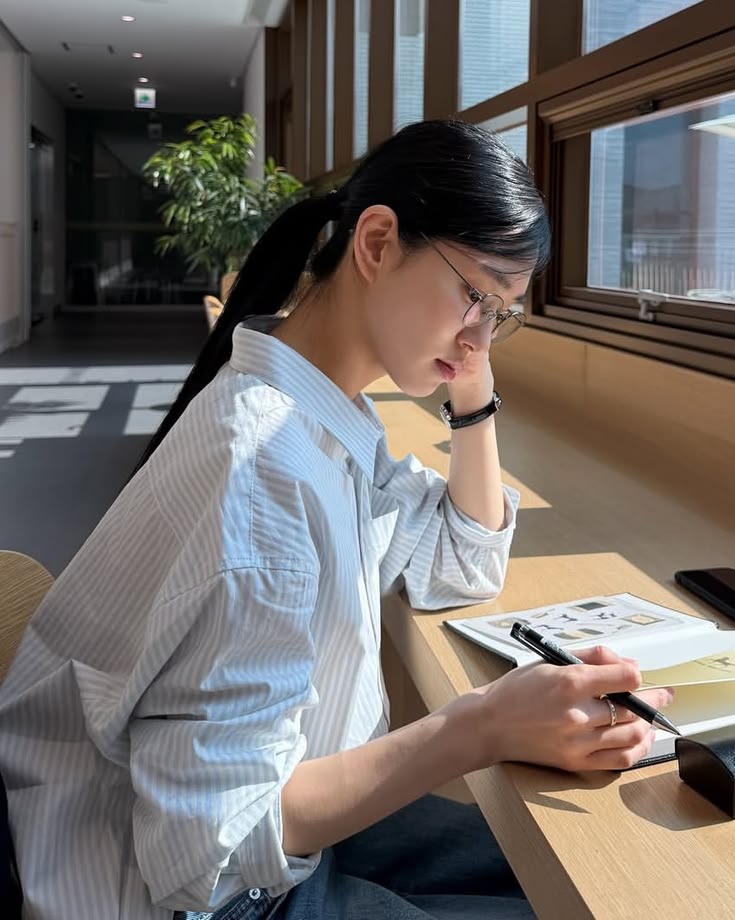 Khi “lên chức” không còn đồng nghĩa với “đi lên” - Ảnh 3.