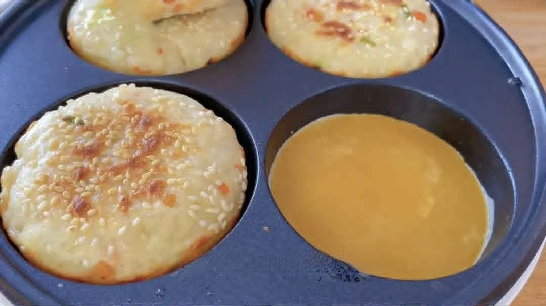 Chỉ cần 1 bát cơm nguội và 1 bát bột mì, tôi sẽ hướng dẫn cách làm một món mà bạn chưa từng thử trước đây- Ảnh 13.