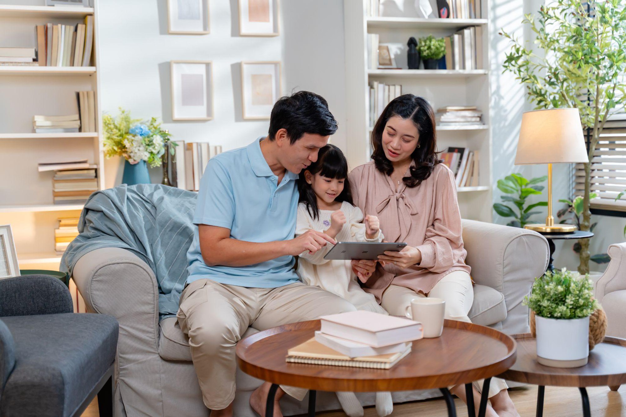 Ti&ecirc;m nhắc trước tựu trường cho con h&agrave;nh trang vững v&agrave;ng - Ảnh 1.