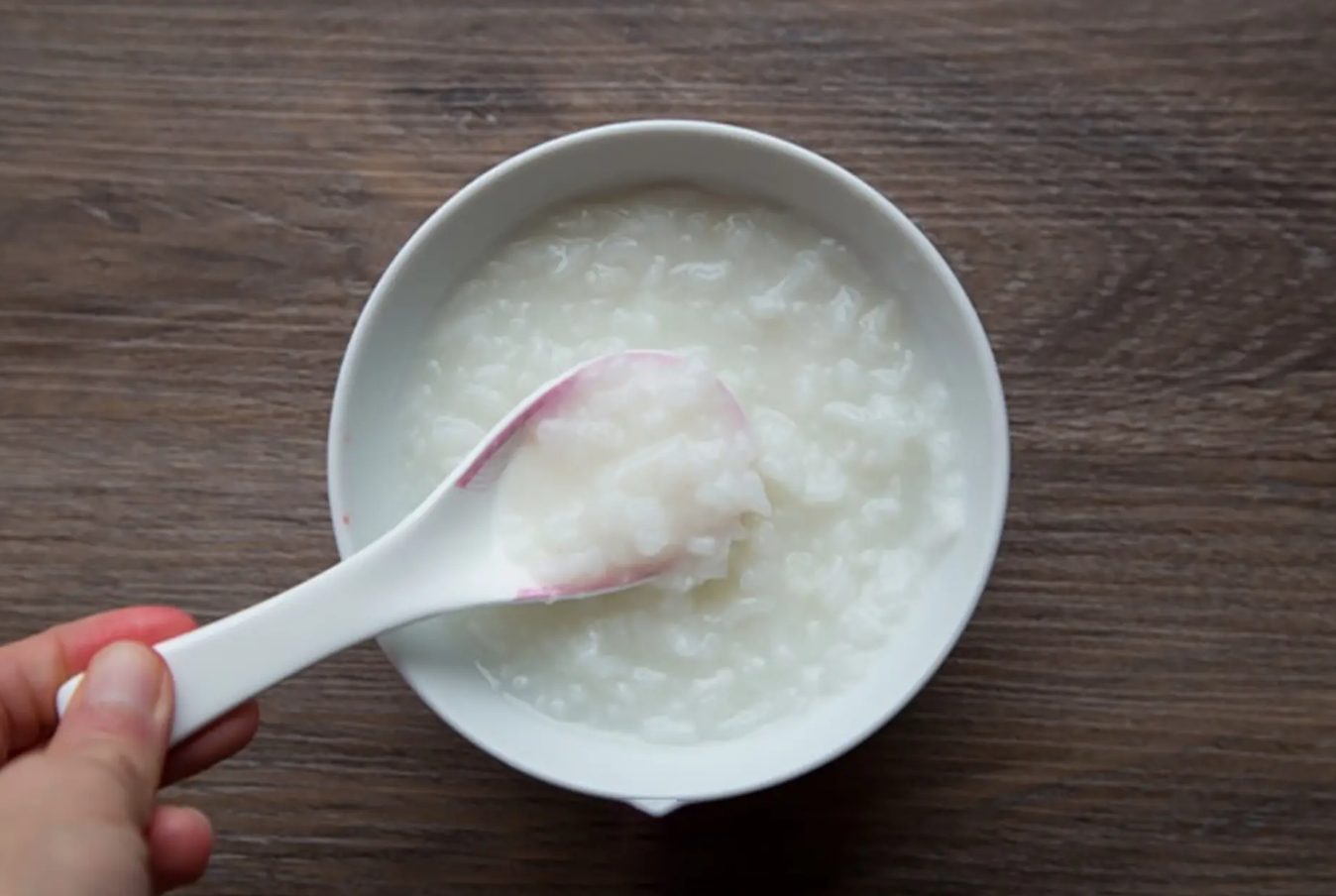 4 kiểu ăn s&aacute;ng l&agrave;m gia tăng g&aacute;nh nặng cho 2 quả thận: Số 1 đặc biệt nguy hiểm - Ảnh 3.