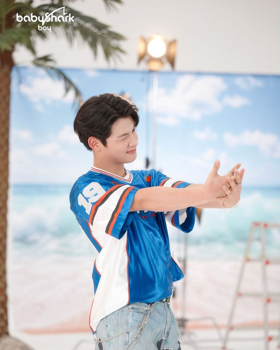 Ca sĩ nhiều views nhất thế giới: 7 tuổi có MV 17 tỷ views không ai đánh bại, nay diện mạo thay đổi nhìn mà sốc! - Ảnh 10.