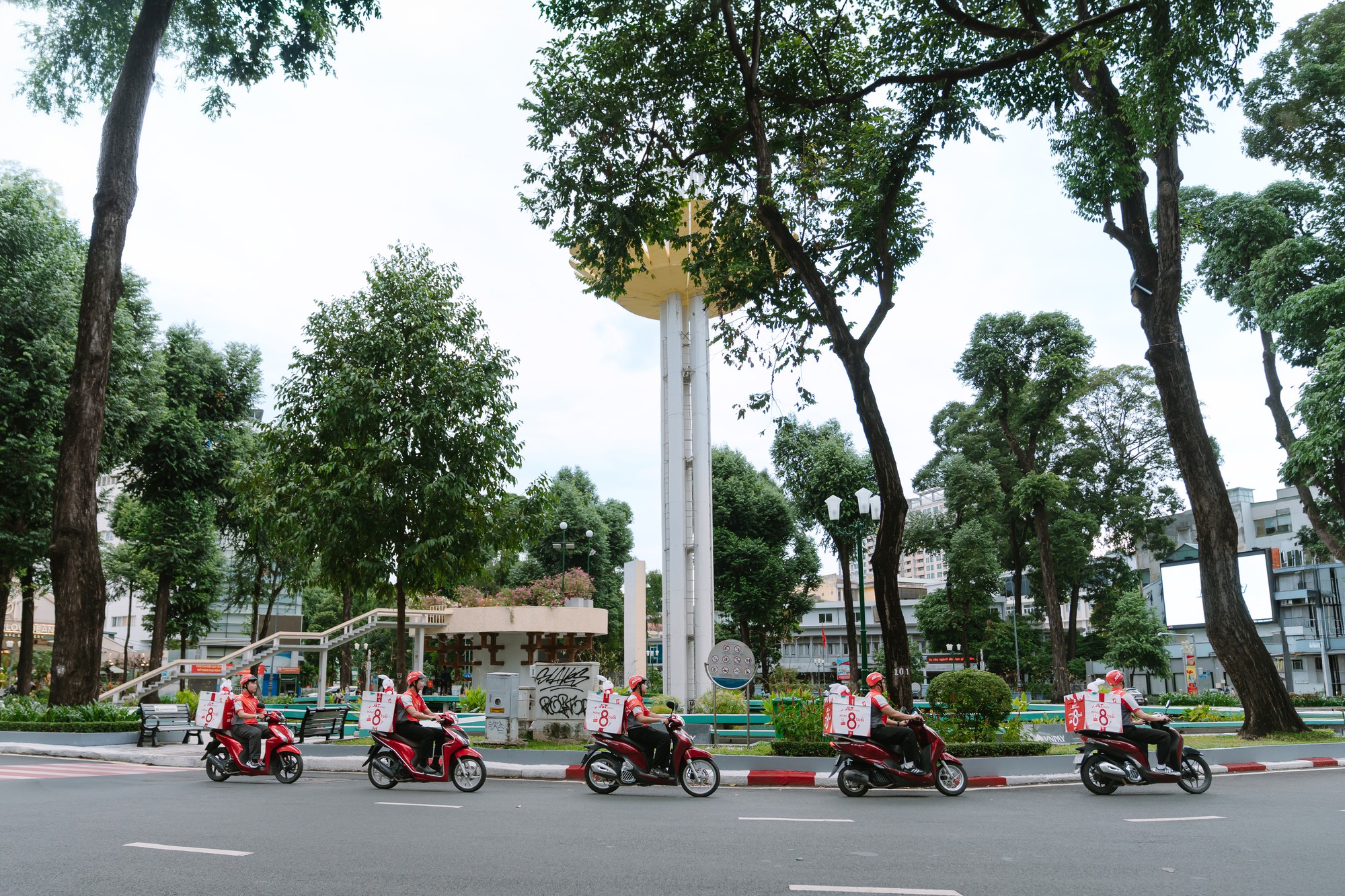 J&T Express th&acirc;n thuộc trong lựa chọn giao nhận của người d&ugrave;ng - Ảnh 1.