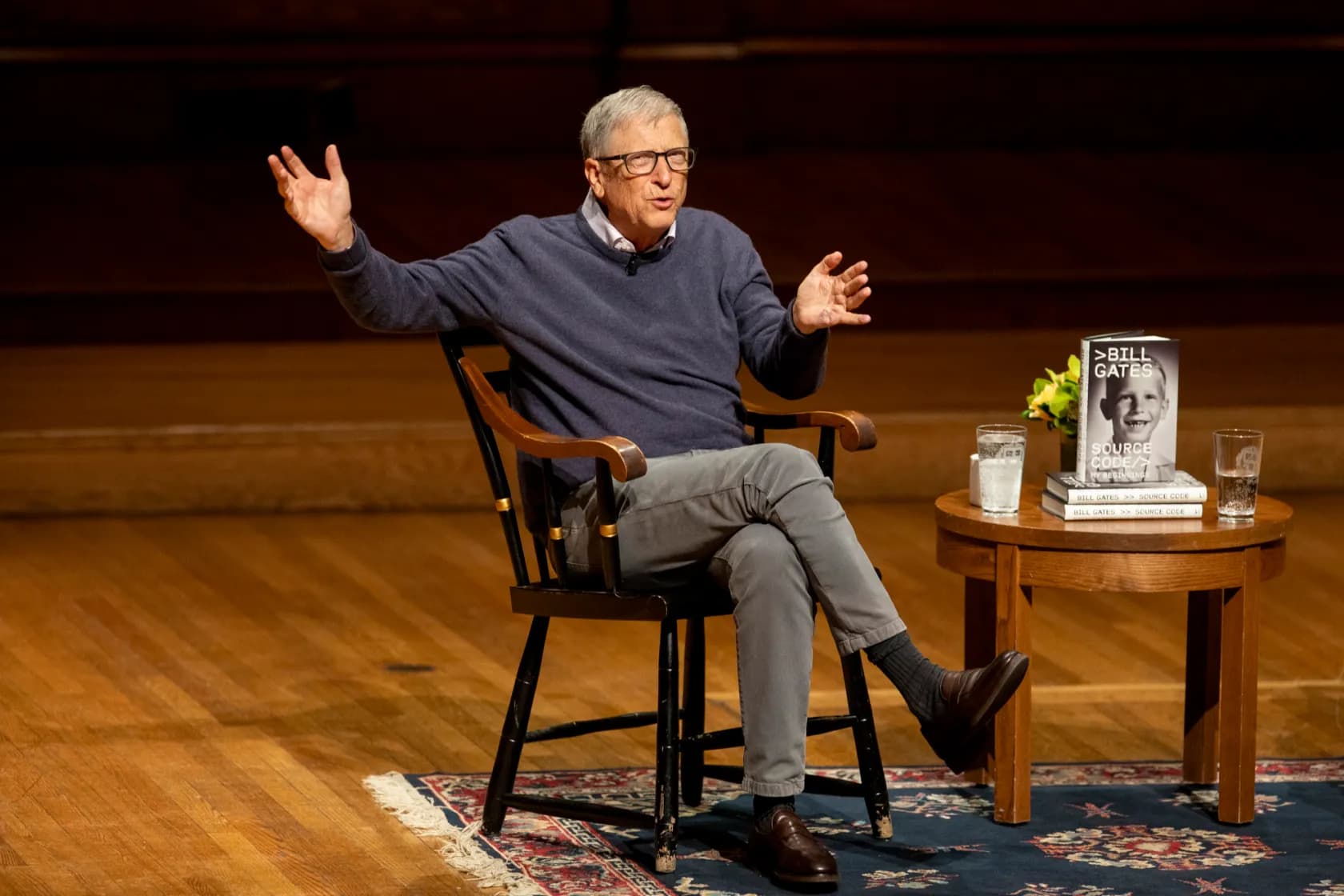 Bill Gates tặng nữ MC 1 tấm s&eacute;c v&agrave; bảo c&ocirc; điền bao nhi&ecirc;u tiền t&ugrave;y th&iacute;ch: B&agrave;i học đắt gi&aacute; từ vị tỷ ph&uacute; U80! - Ảnh 3.