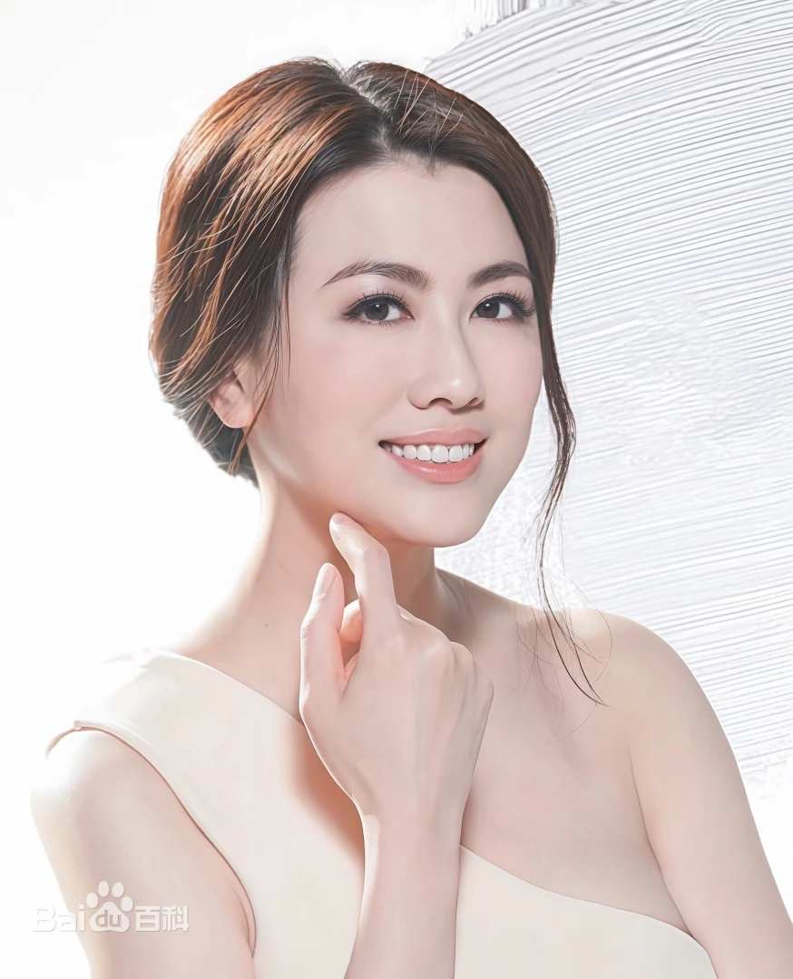 Phát hiện 1 người đẹp showbiz "mai danh ẩn tích" sinh con cho nam tài xế nghèo, nhóc tỳ giờ đã 5 tuổi- Ảnh 2.
