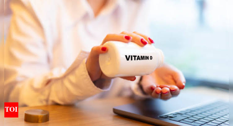 Uống vitamin D cả năm mà vẫn thiếu: Hóa ra tôi đã sai ngay từ bước đầu tiên - Ảnh 2.