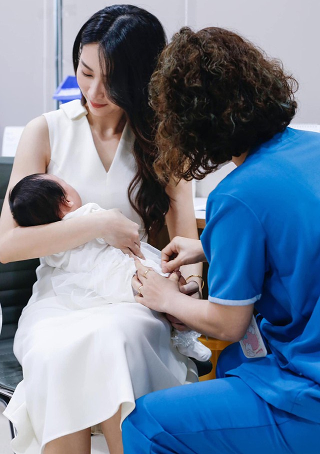C&ocirc; g&aacute;i trong gia đ&igrave;nh l&agrave;m n&ocirc;ng ở C&agrave; Mau lớn l&ecirc;n cưới thiếu gia tập đo&agrave;n, sống trong penthouse phường Bến Ngh&eacute;- Ảnh 5.