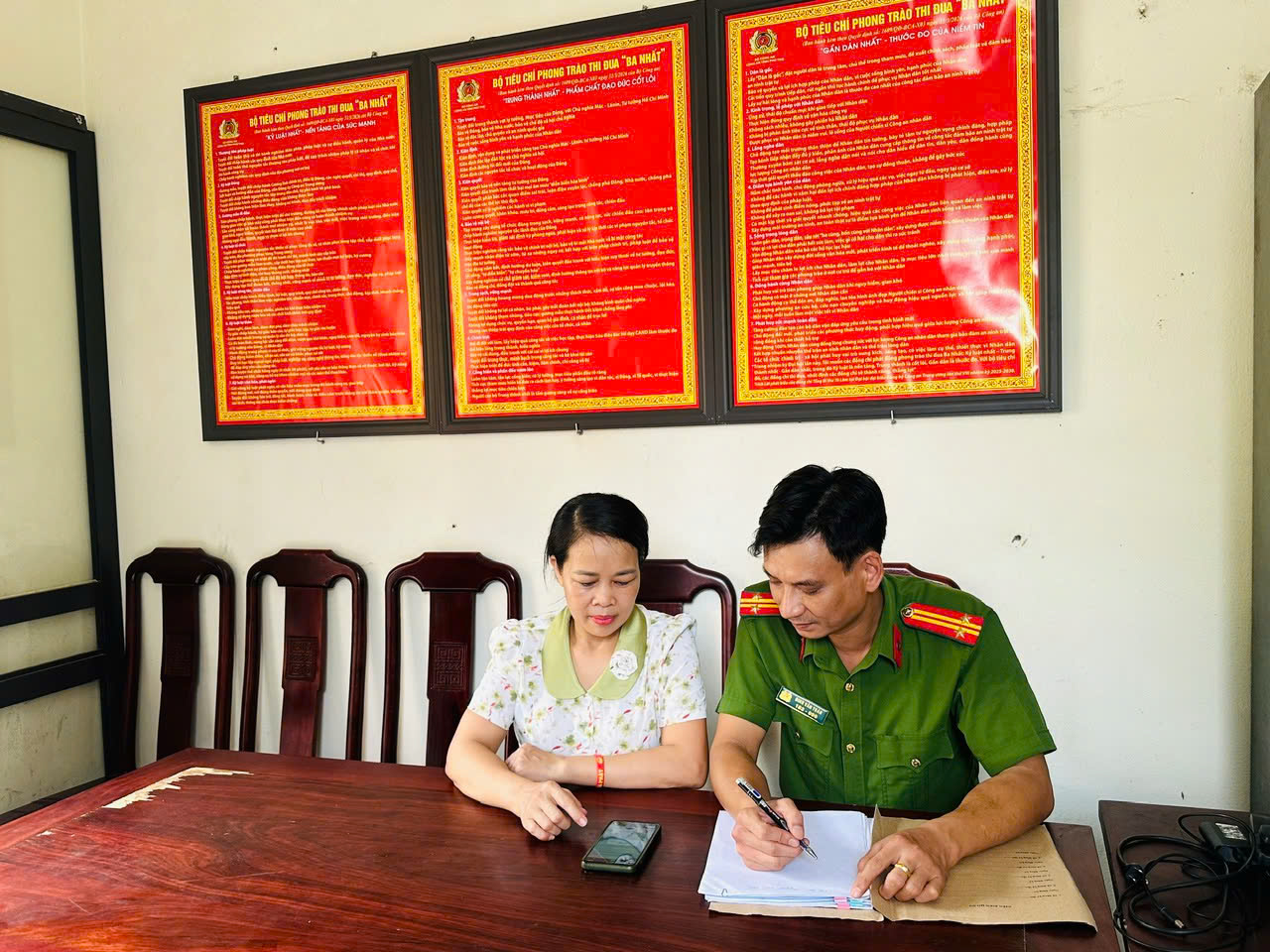 Cung cấp CCCD v&agrave; số t&agrave;i khoản, người phụ nữ được chuyển khoản ngay 20 triệu đồng: C&ocirc;ng an lập tức v&agrave;o cuộc điều tra - Ảnh 1.