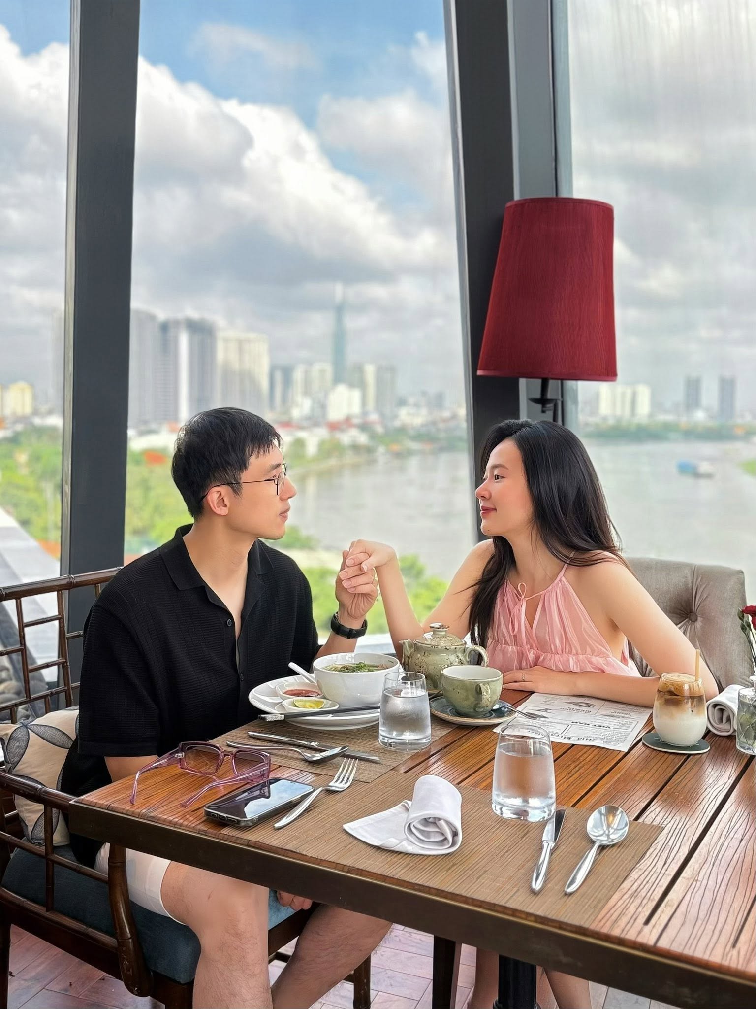 Khả năng nấu nướng của vợ thiếu gia Minh Đạt- Ảnh 1.