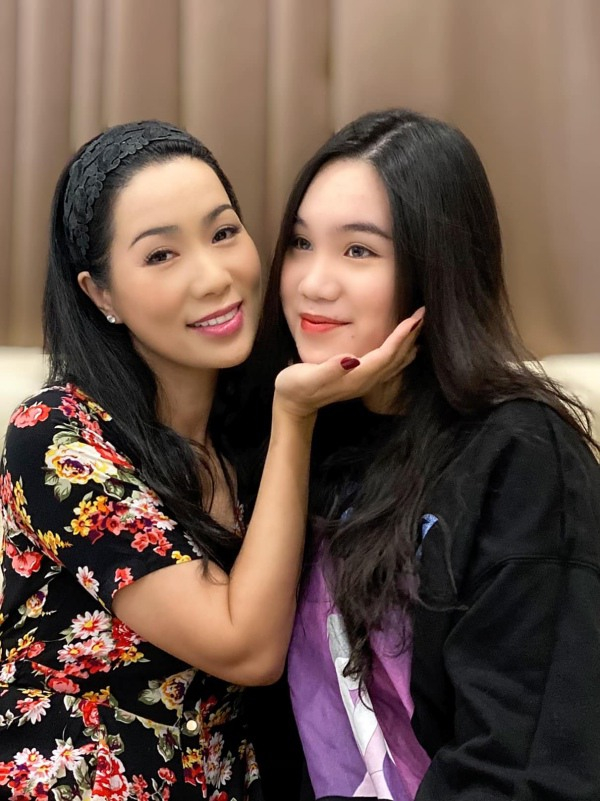 NSND Trịnh Kim Chi chia sẻ 1 c&acirc;u về con g&aacute;i lớn, nhiều người thắc mắc: Chị dạy con c&aacute;ch g&igrave; m&agrave; kh&eacute;o thế?- Ảnh 2.