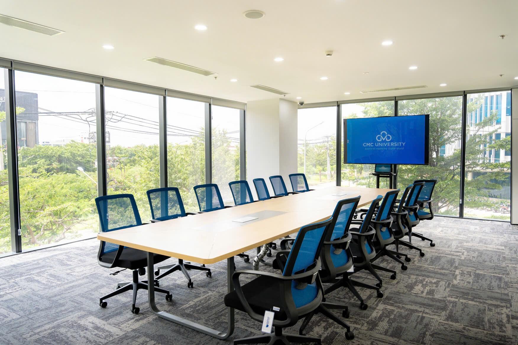 Kh&aacute;m ph&aacute; campus đậm chất c&ocirc;ng nghệ của Trường Đại học CMC tại TP.HCM - Ảnh 9.