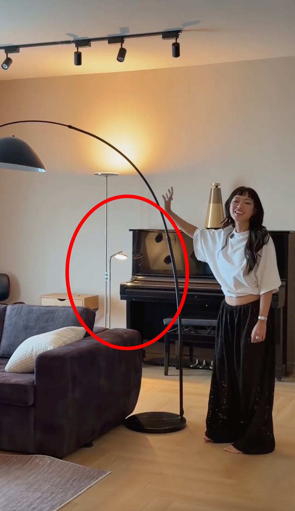 Binz đến tổ ấm mới của Ch&acirc;u B&ugrave;i- Ảnh 3.