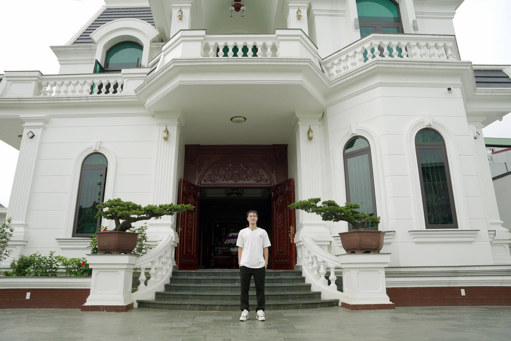 Căn nh&agrave; ở qu&ecirc; của Văn To&agrave;n- Ảnh 2.