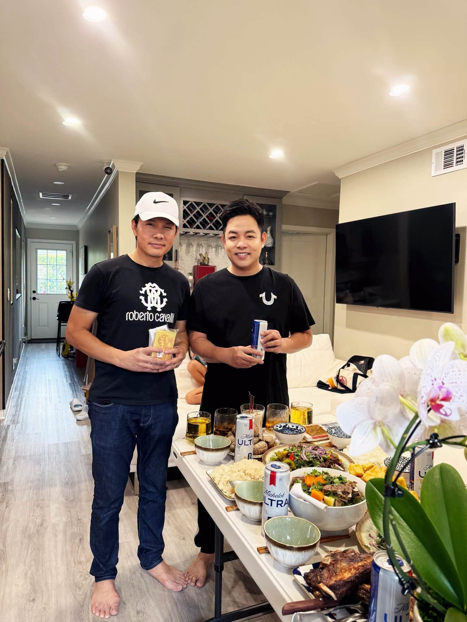 Quang L&ecirc; l&agrave;m giỗ lần thứ 13 cho bố- Ảnh 1.