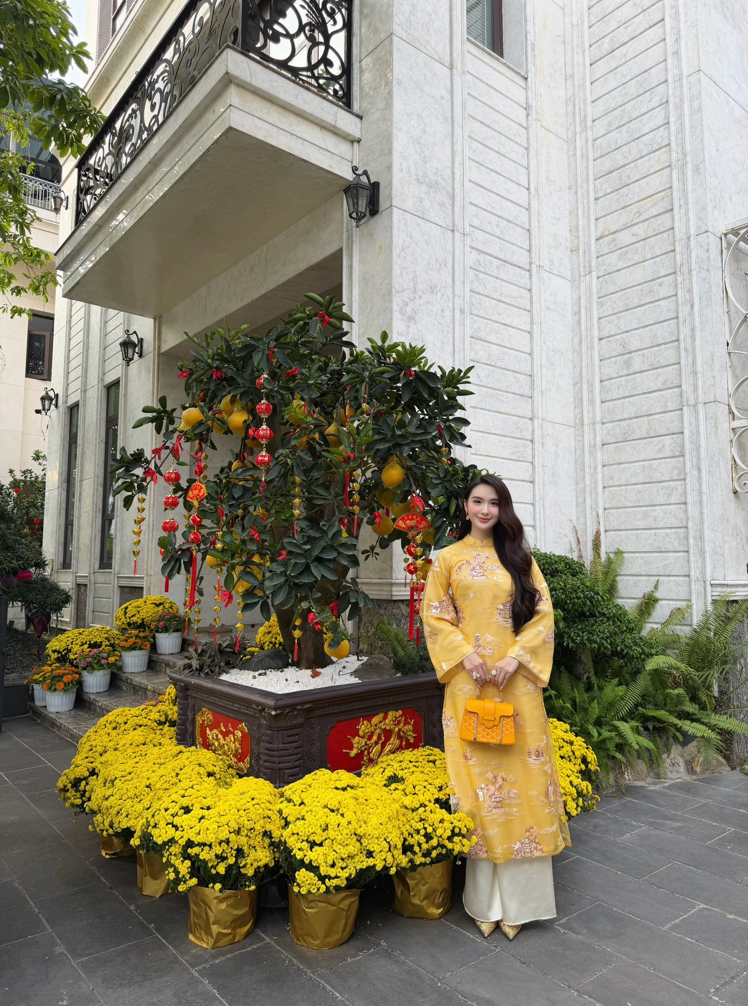 Kiều Loan vừa sắm bộ nồi xịn sò giá vài chục triệu, dân tình soi ngay “đụng hàng” với nồi mà Ngọc Loan sắm từ năm ngoái- Ảnh 11.